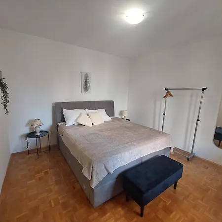 Lidija Apartman *