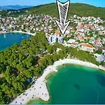 Lidija Apartment *