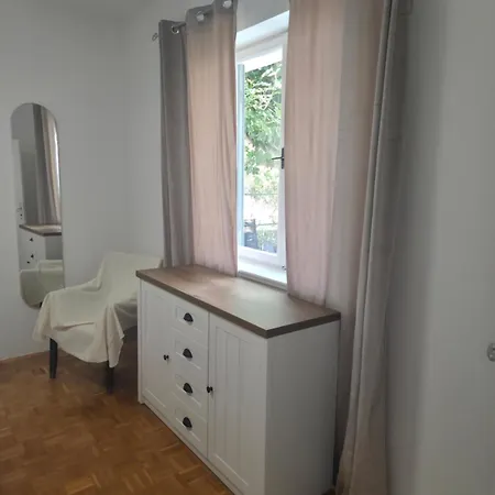 Lidija Apartment *