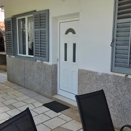 Lidija Apartment